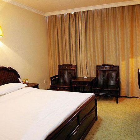 Starway Yangzhou Tianyuan Hotel Kamer foto